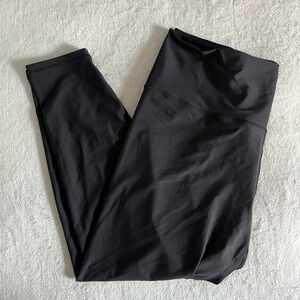 Old Navy Active Powersoft Extra High Rise Leggings Black